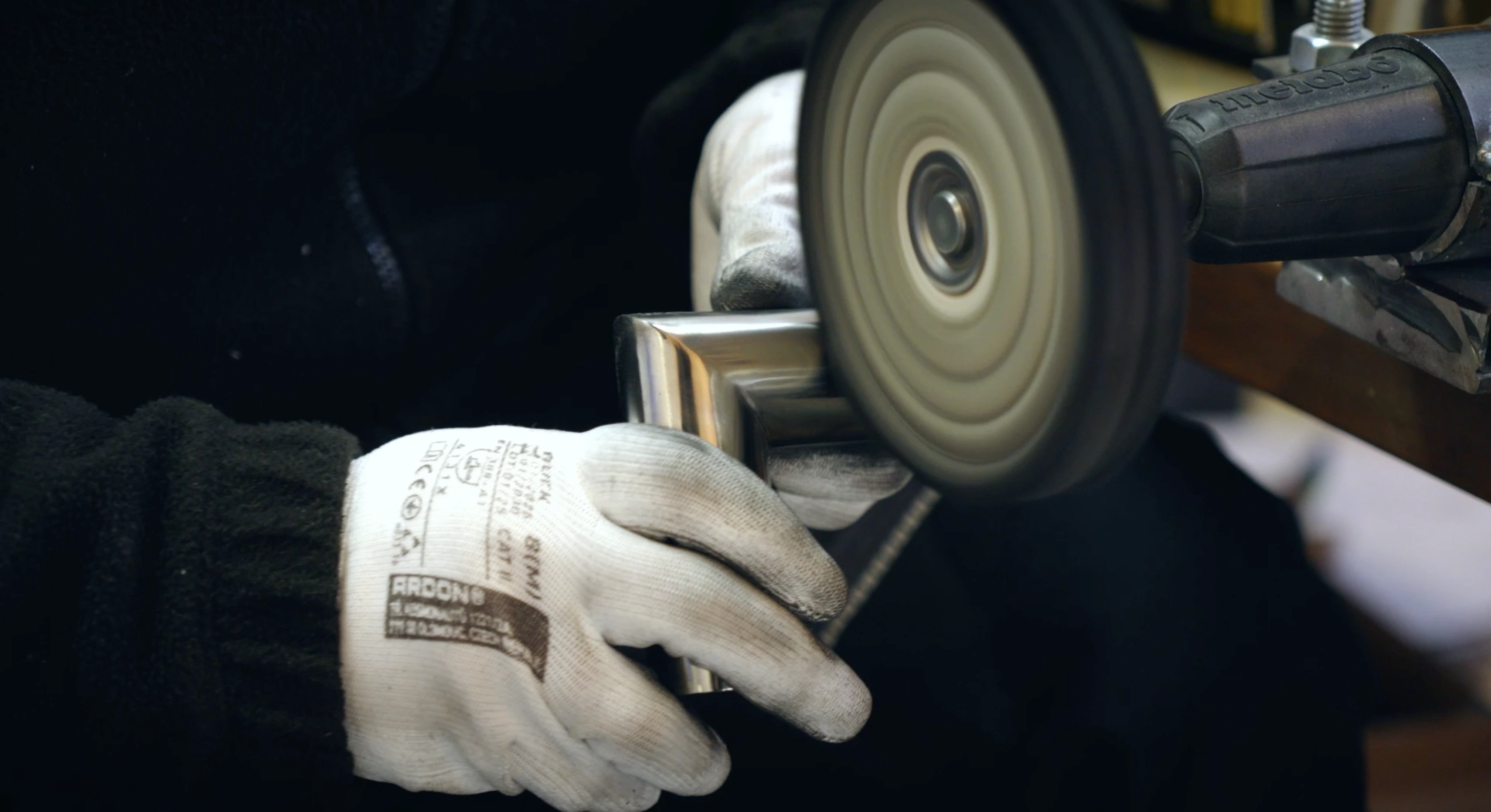 Product detail — material