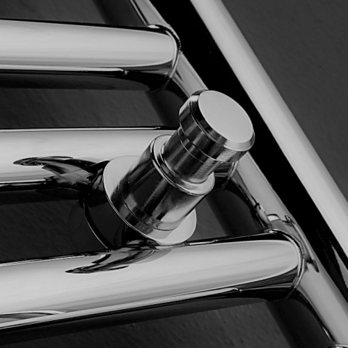 Vešiaky - detail
